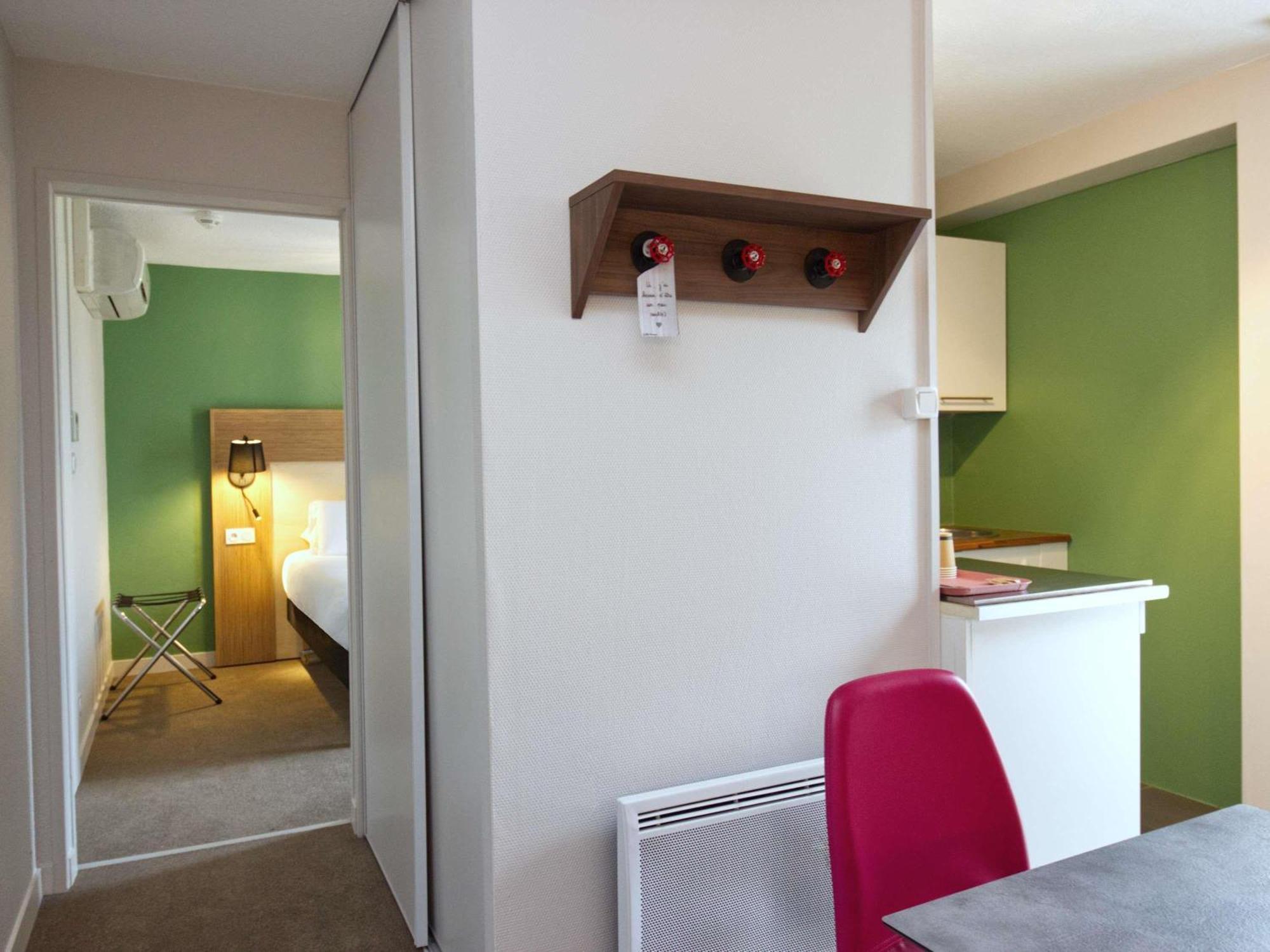 Greet Hotel Dijon Sud Longvic Exterior foto