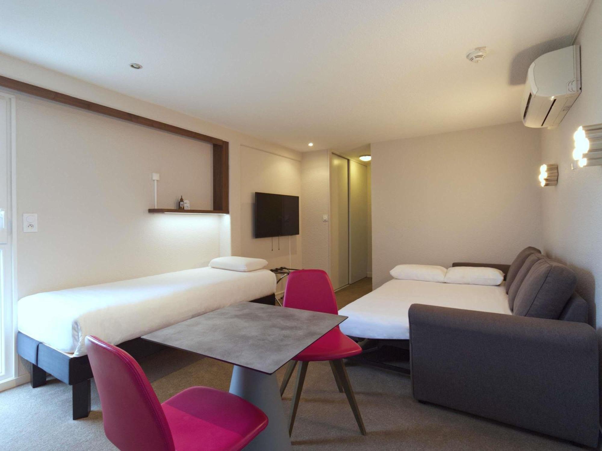 Greet Hotel Dijon Sud Longvic Exterior foto